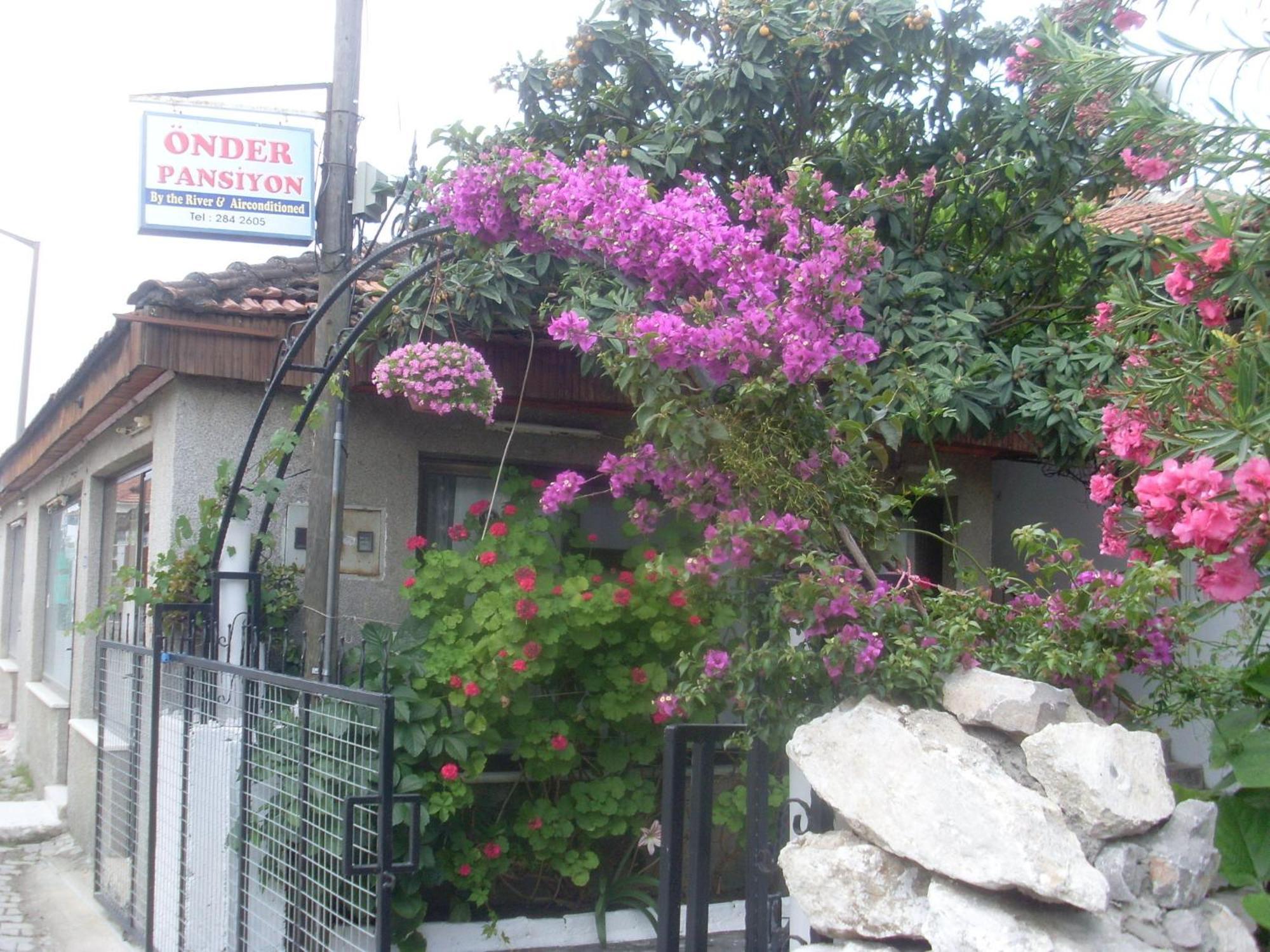 Onder Pansiyon Dalyan Bagian luar foto